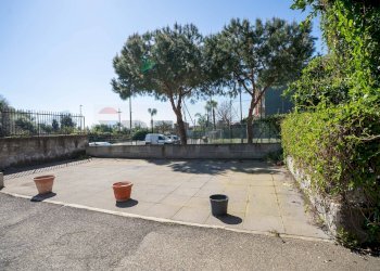 Terrazza - Appartamento Via Finocchiari
 
143, Aci Catena - foto 35