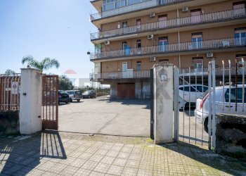 Edificio all\'aperto - Appartamento Via Finocchiari
 
143, Aci Catena - foto 40