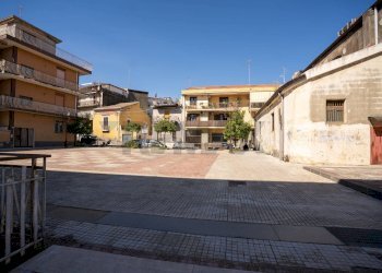 Edificio all\'aperto - Appartamento Via Finocchiari
 
143, Aci Catena - foto 43