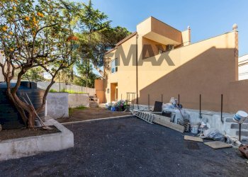 Casa all\'aperto - Villa via mammani
 
3, Mascalucia - foto 8