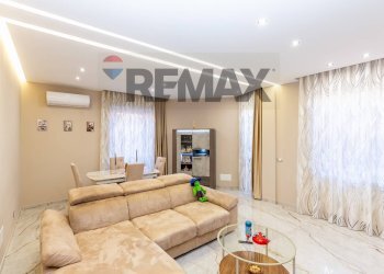 Sala da pranzo - Villa via mammani
 
3, Mascalucia - foto 22