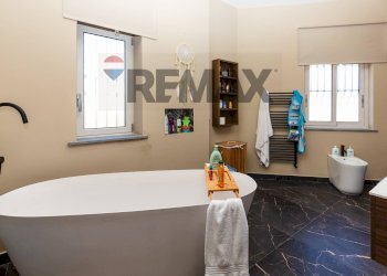 Bagno - Villa via mammani
 
3, Mascalucia - foto 48