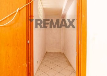 Hall / corridoio - Two-room apartment Via Plebiscito
 
562, Catania - photo 6