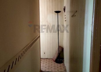 Hall / corridoio - Casa indipendente Via Guglielmo Marconi
 
76, Aci Catena - foto 20