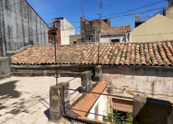 Edificio all\'aperto - Casa indipendente Via Guglielmo Marconi
 
76, Aci Catena - foto 29