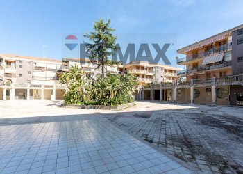 Edificio all\'aperto - Appartamento Via Santi Bonaccorsi
 
6, Aci Catena - foto 4