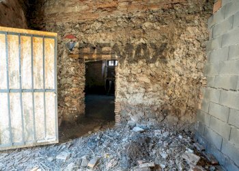 Stanza vuota - Casa indipendente Via Consolazione
 
94, Catania - foto 15