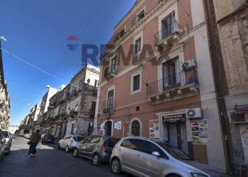 Edificio all\'aperto - Appartamento Via Giordano Bruno
 
46, Catania - foto 2