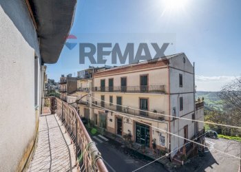 Edificio all\'aperto - Appartamento Via Stazione Isolamento
 
150, Caltagirone - foto 10