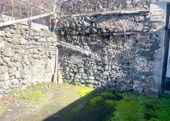 Giardino - Casa indipendente Via III retta levante
 
229, Belpasso - foto 7