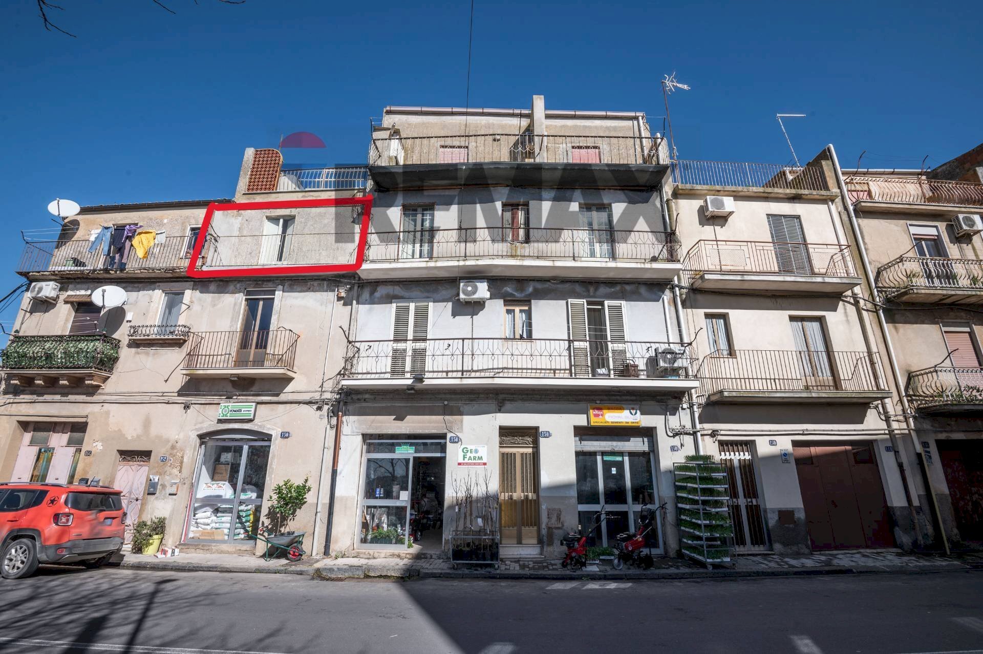 Edificio all\'aperto - Bilocale Via Stazione Isolamento
 
152/B, Caltagirone - foto 2