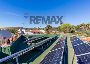 Terrazza - Three-room apartment Via Giacinta Pezzana
 
23, Aci Castello - photo 11