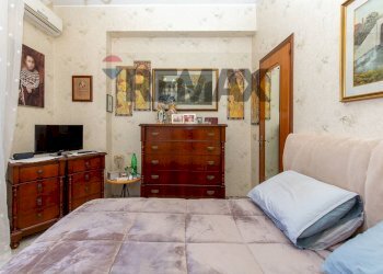 Camera / camera da letto - Three-room apartment Via Giacinta Pezzana
 
23, Aci Castello - photo 22