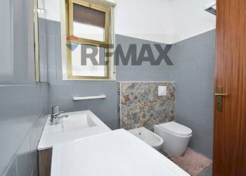 Bagno - Trilocale Viale Immacolata
 
32, Riposto - foto 14