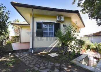 Casa all\'aperto - Villa via salto della monaca
 
3/g, Zafferana Etnea - foto 2