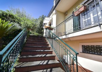 Scale - Villa via salto della monaca
 
3/g, Zafferana Etnea - foto 4