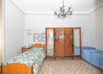 Camera / camera da letto - Appartamento via san pietro
 
47, Caltagirone - foto 3