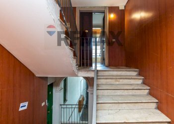 Scale - Trilocale Via VI Aprile
 
81, Catania - foto 7