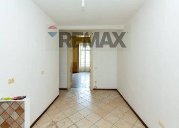 Stanza vuota - Trilocale Via VI Aprile
 
81, Catania - foto 21