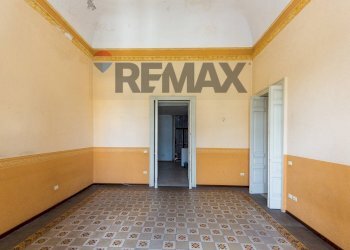 Stanza vuota - Trilocale Via VI Aprile
 
81, Catania - foto 24