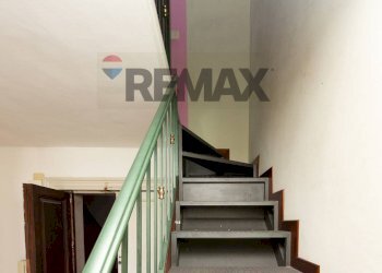 Scale - Trilocale Via VI Aprile
 
81, Catania - foto 28