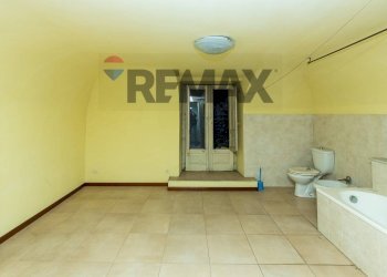 Bagno - Trilocale Via VI Aprile
 
81, Catania - foto 33