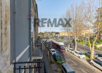 Edificio all\'aperto - Trilocale Via VI Aprile
 
81, Catania - foto 36