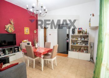 Sala da pranzo - Three-room apartment Via Domenico Tempio
 
30, Catania - photo 1