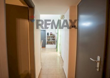 Hall / corridoio - Three-room apartment Via Domenico Tempio
 
30, Catania - photo 7