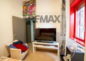 Soggiorno - Three-room apartment Via Domenico Tempio
 
30, Catania - photo 9