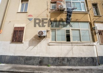 Edificio all\'aperto - Three-room apartment Via Domenico Tempio
 
30, Catania - photo 21