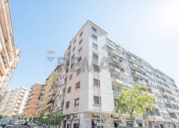 Edificio all\'aperto - Quadrilocale via Rocca Priora
 
77, Roma - foto 2