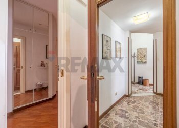 Hall / corridoio - Quadrilocale via Rocca Priora
 
77, Roma - foto 3