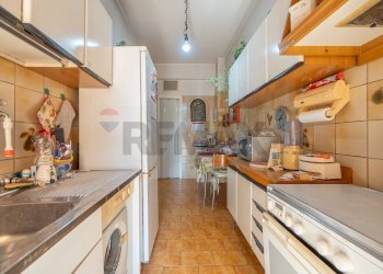 Cucina - Appartamento via Rocca Priora
 
77, Roma - foto 20