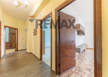 Hall / corridoio - Quadrilocale Via della Libertà
 
109, Castel Madama - foto 4