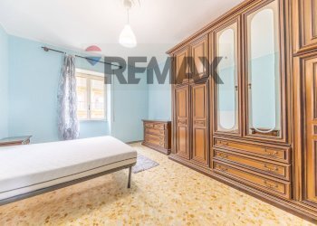 Camera / camera da letto - Quadrilocale Via della Libertà
 
109, Castel Madama - foto 18