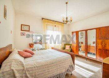 Camera / camera da letto - Quadrilocale via umbria
 
7, Cupramontana - foto 15