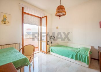 Camera / camera da letto - Quadrilocale via umbria
 
7, Cupramontana - foto 16