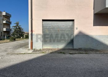 Edificio all\'aperto - Quadrilocale via umbria
 
7, Cupramontana - foto 20