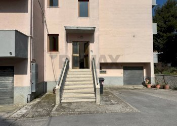 Edificio all\'aperto - Quadrilocale via umbria
 
7, Cupramontana - foto 24