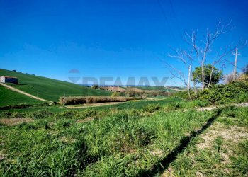 Vista delle montagne - Rustico contrada duomo
 
73, Recanati - foto 16