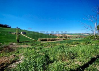 Vista delle montagne - Rustico contrada duomo
 
73, Recanati - foto 18