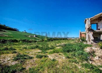 Vista delle montagne - Rustico contrada duomo
 
73, Recanati - foto 39
