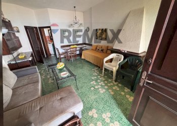 Sala da pranzo - Trilocale Via dei cavalli marini
 
72, Ardea - foto 6