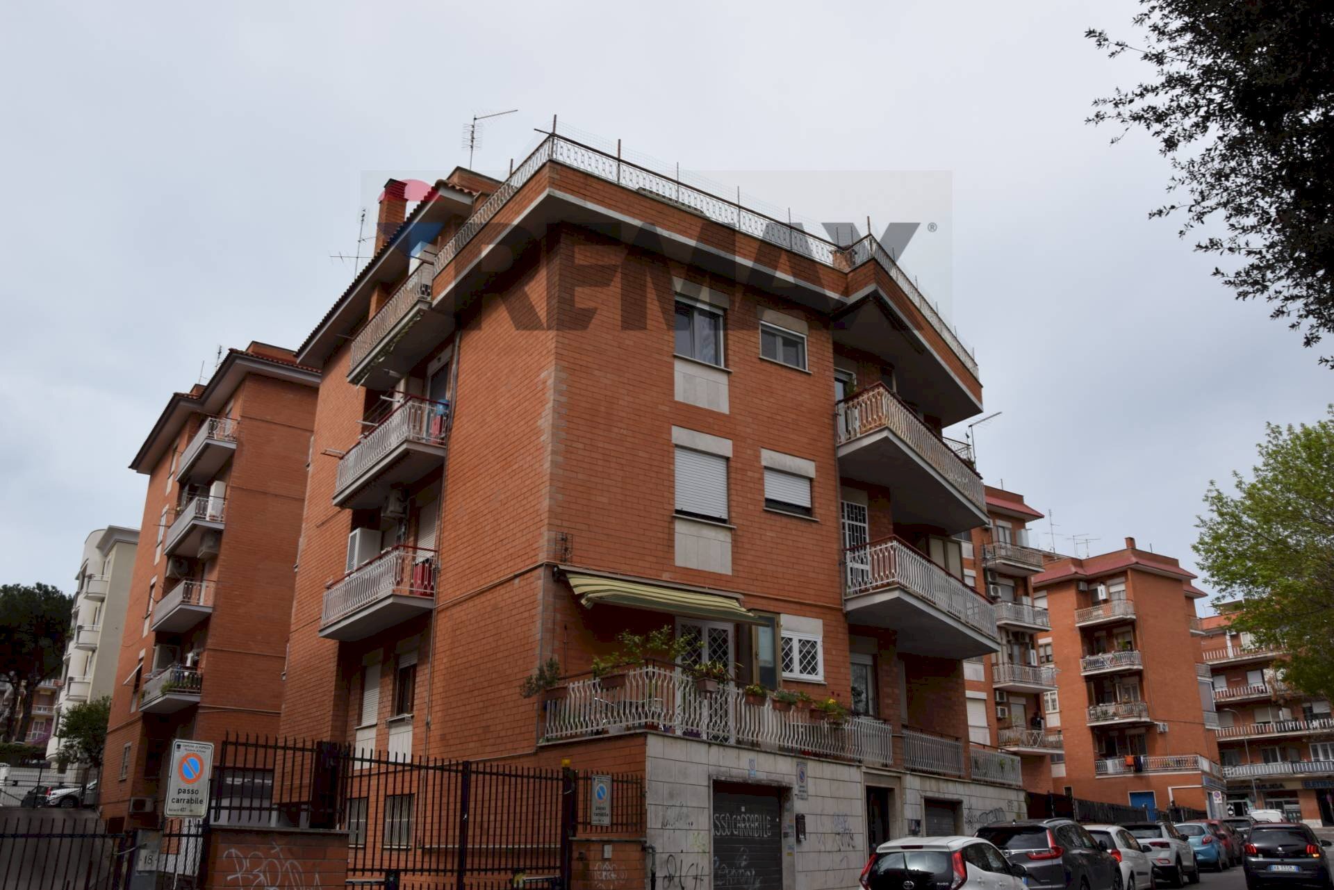 Edificio all\'aperto - Attico Via Boccaccio
 
12, Pomezia - foto 3