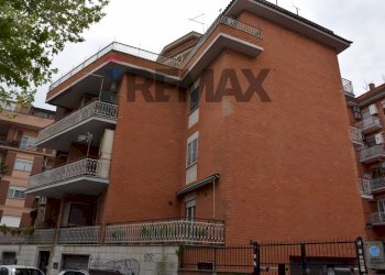 Edificio all\'aperto - Attico Via Boccaccio
 
12, Pomezia - foto 2