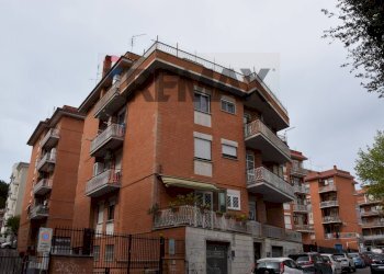 Edificio all\'aperto - Attico Via Boccaccio
 
12, Pomezia - foto 3
