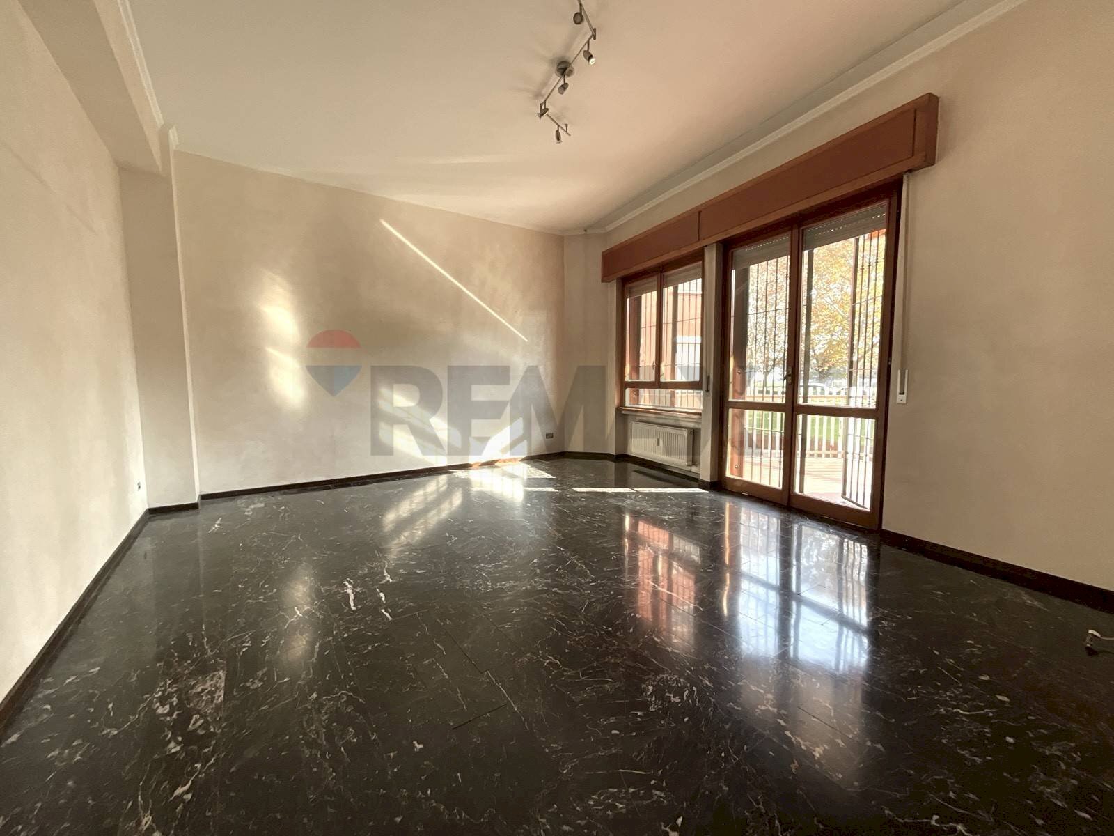 Soggiorno - Quadrilocale Via Matteotti
 
36, Arese - foto 2