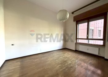 Camera - Quadrilocale Via Matteotti
 
36, Arese - foto 19