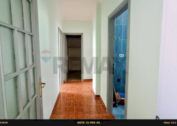 Hall / corridoio - Trilocale Piazza delle Viole
 
9, Manfredonia - foto 10